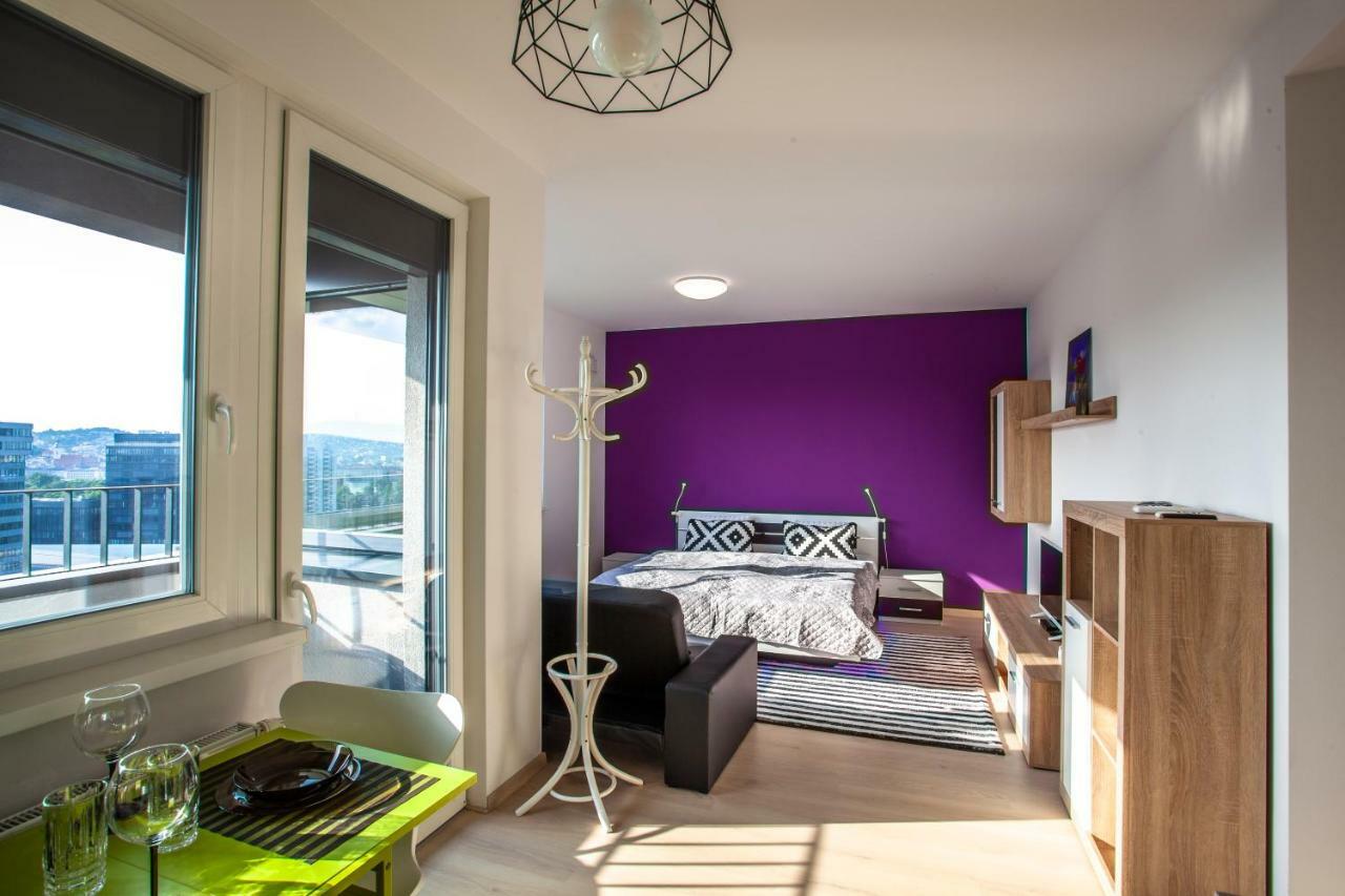 Air-conditioned View 24h Check-in Apartmán *